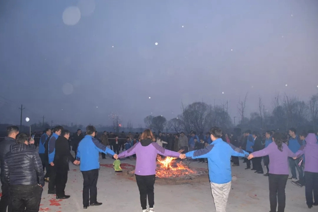 图片关键词